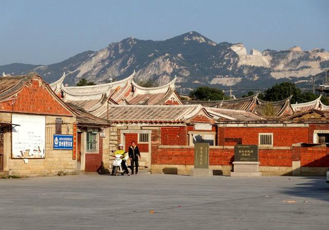 蔡氏古民居,漳里村的“闽南建筑大观园”,成熟的雕塑艺术!