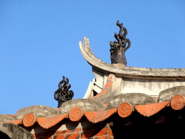 蔡氏古民居,漳里村的“闽南建筑大观园”,成熟的雕塑艺术!