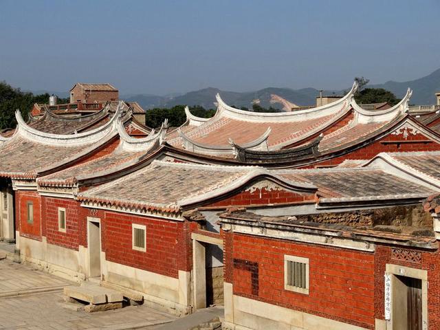 蔡氏古民居,漳里村的“闽南建筑大观园”,成熟的雕塑艺术!